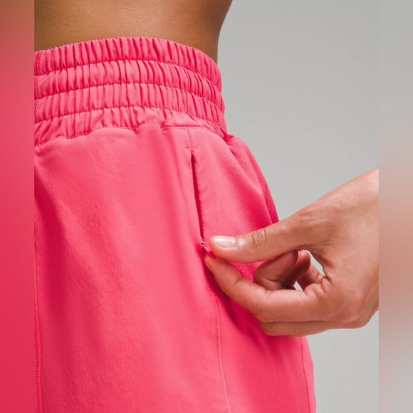 Lululemon Hotty Hot High-Rise Short 4” - Glaze Pink - Picture 5 of 8